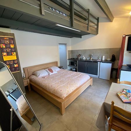 Proche Ajaccio Maisonnette Independante 4 Personnes Au Calme Alata Extérieur photo