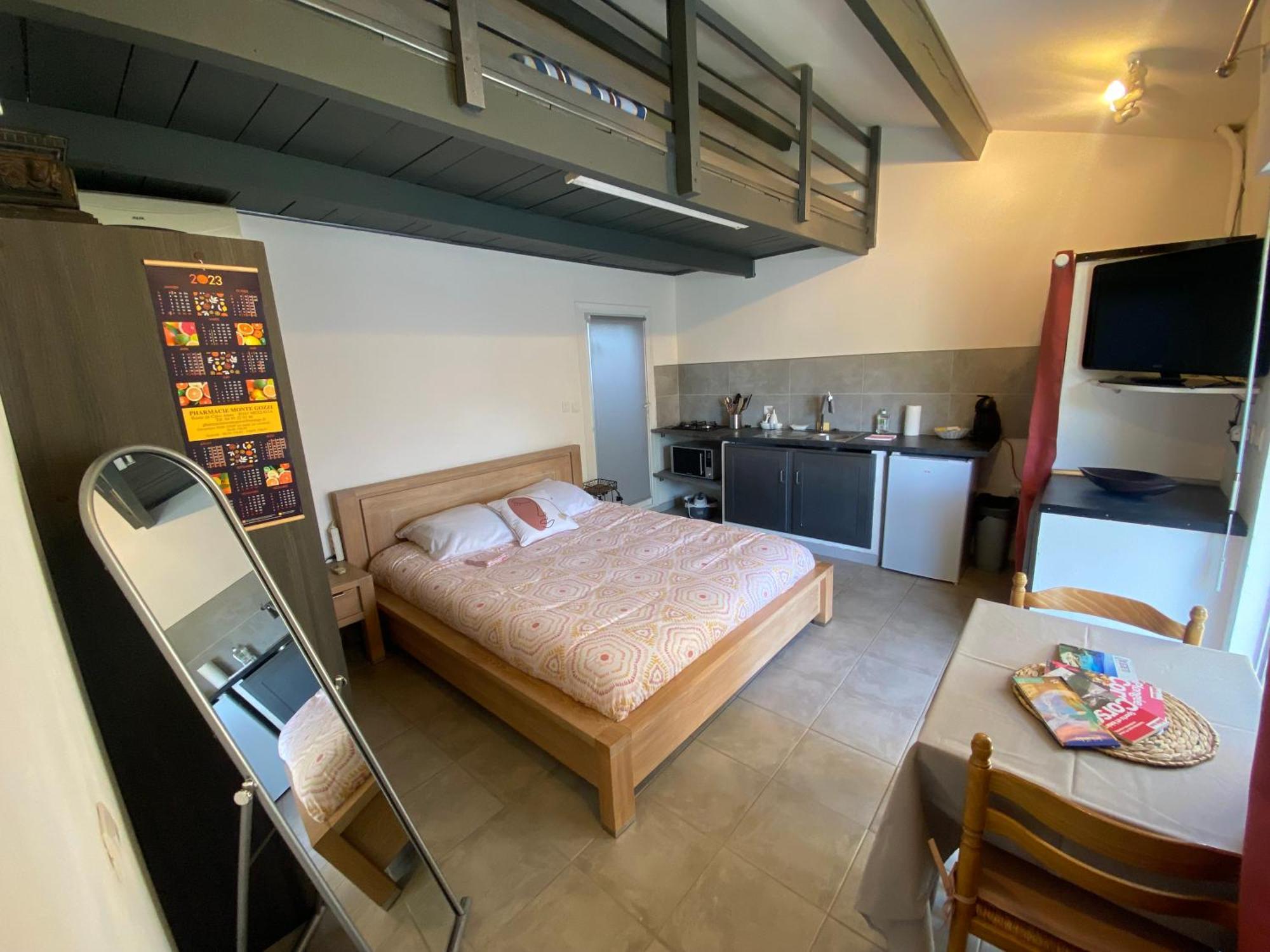 Proche Ajaccio Maisonnette Independante 4 Personnes Au Calme Alata Extérieur photo